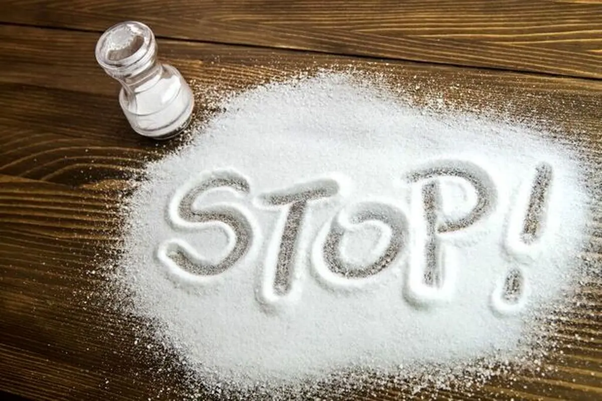 به خاطر ۷ دلیل خطرناک، مصرف نمک را کنترل کنید!