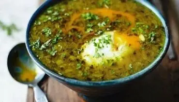 طرز تهیه اشکنه گوجه سبز