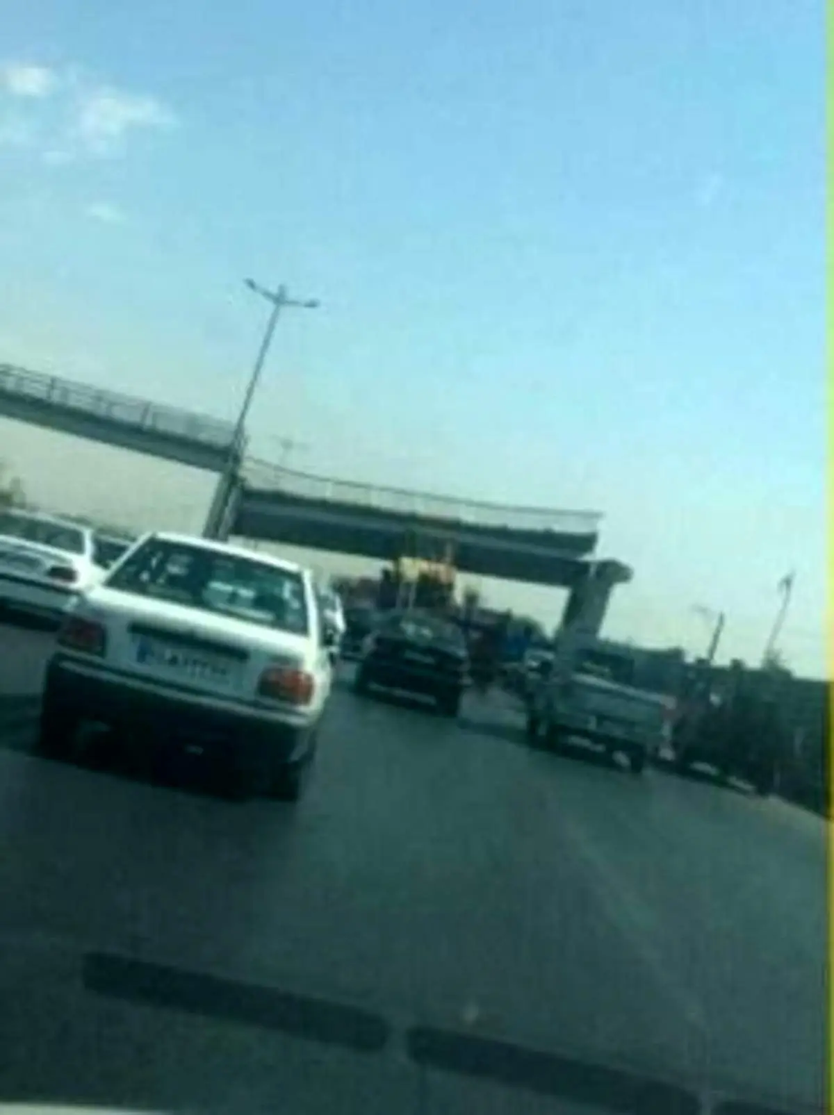 سقوط پل عابر پیاده در اتوبان