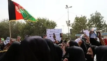 تجمع شهروندان پناهجوی افغانستانی مقابل سفارت آلمان در تهران + فیلم