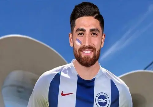 پوستر فیفا برای جام جهانی؛ جهانبخش در کنار مهاجم استقلال