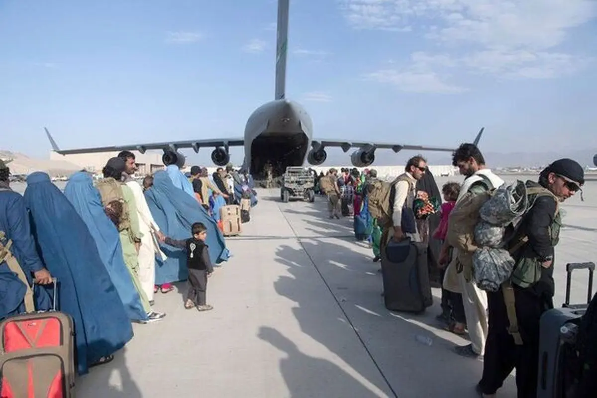 آمریکا درپی خروج حدود ۱۰۰ شهروند باقیمانده خود در کابل از طریق قطر است