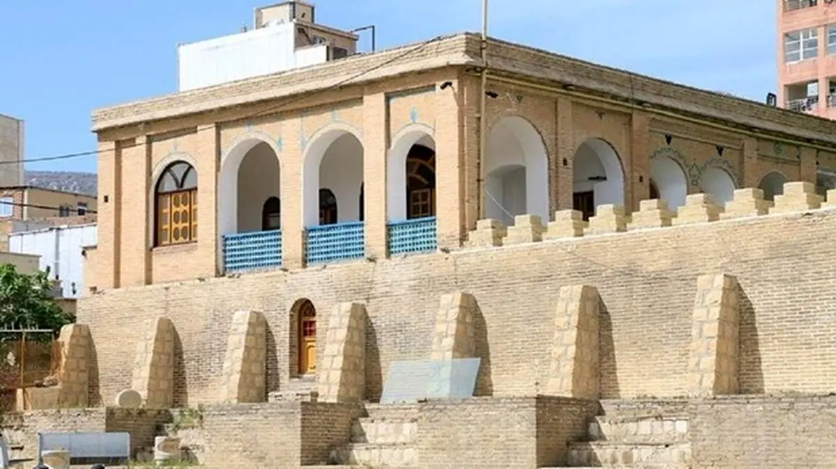شکوه معماری قاجار در قلعه زیبای والی + تصاویر