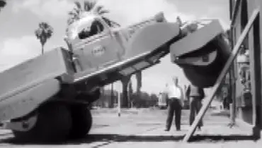 طراحی عجیب یک کامیون ارتشی آمریکا در سال ۱۹۵۰ + فیلم