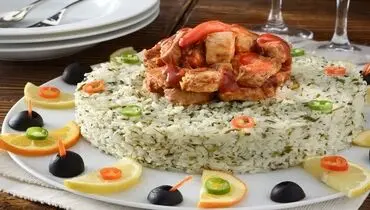 طرز تهیه خوراک اُزون‌ برون با سیرپلو