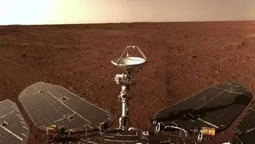 عکس پانورامای «ژورونگ» از مریخ پیش از خاموشی سیاره‌ای