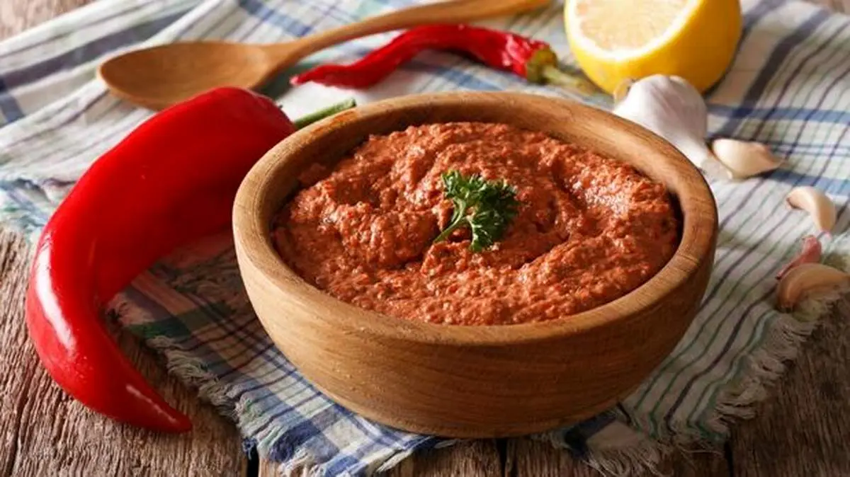 آشنایی با مُحَمِّرِه، پیش غذای خاص لبنانی