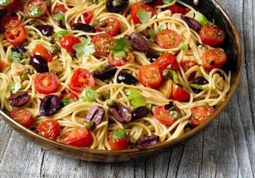 طرز تهیه پاستا گیاهی برای گیاهخواران + فیلم