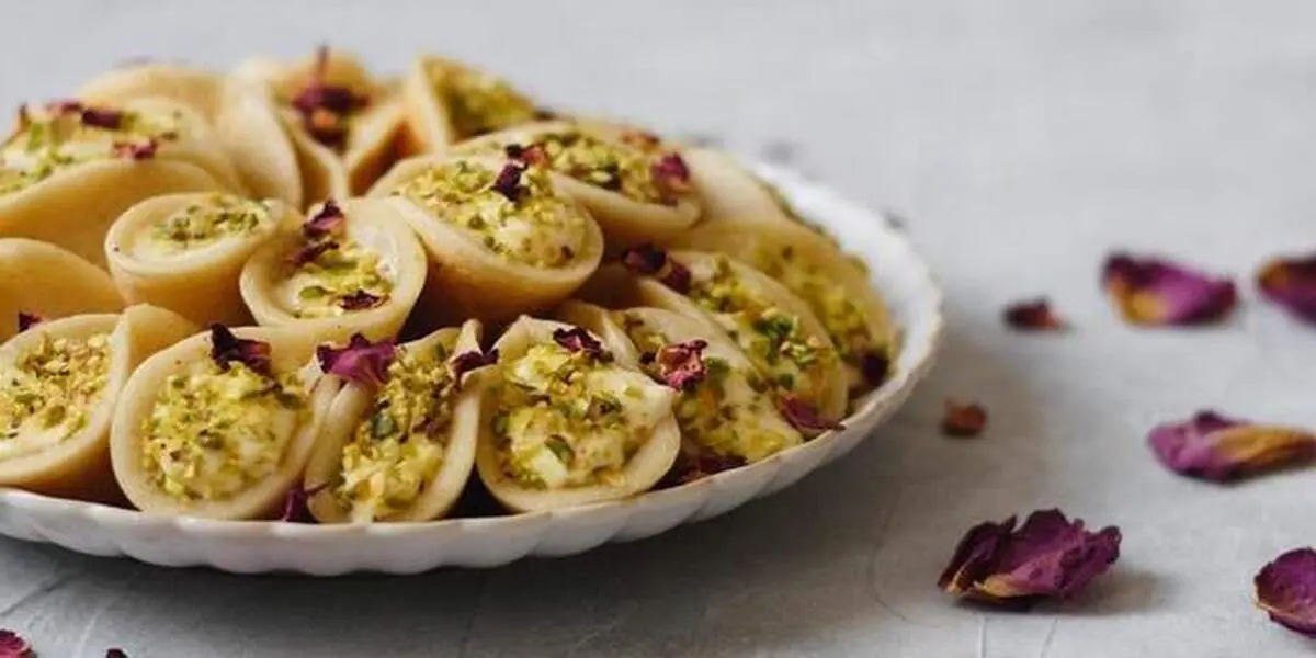 طرز تهیه شیرینی قطایف عربی