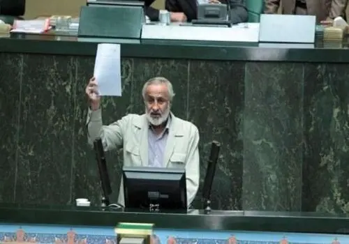 ثبت نام الیاس نادران برای انتخابات ریاست‌جمهوری ۱۴۰۳+ عکس