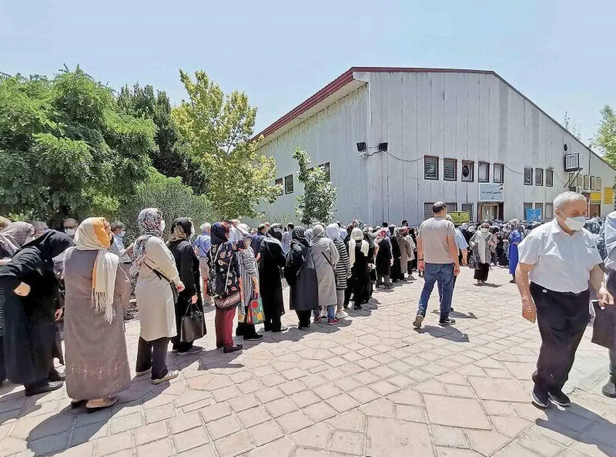 صف‌های طولانی واکسیناسیون بالاخره کی جمع می‌شود؟/ رمزگشایی از توافق فوق العاده مهم و حیاتی رئیس جمهور با چینی‌ها