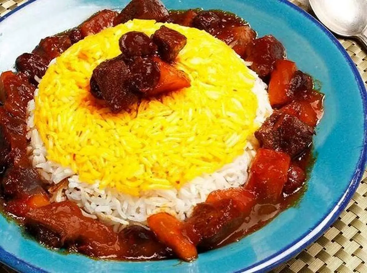طرز تهیه خورش سیب و آلبالو
