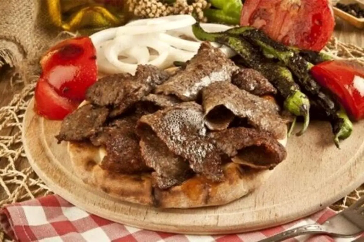 کباب ترکی رایگان جایزه واکسن زدن در آلمان! + فیلم