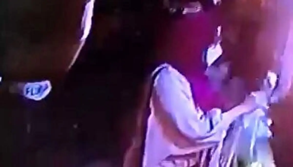 سرقت ماهرانه یک زن جلوی دوربین مداربسته!+ فیلم