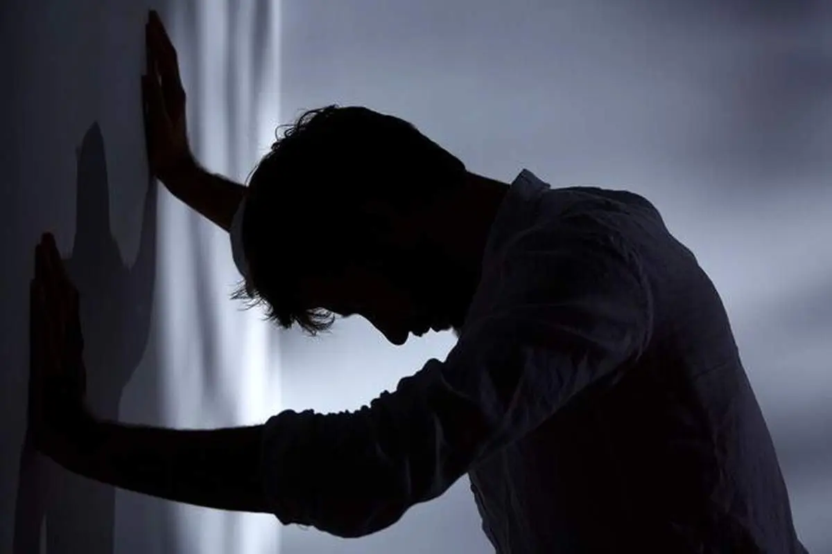 چرا بدون دلیل گریه می‌کنیم؟