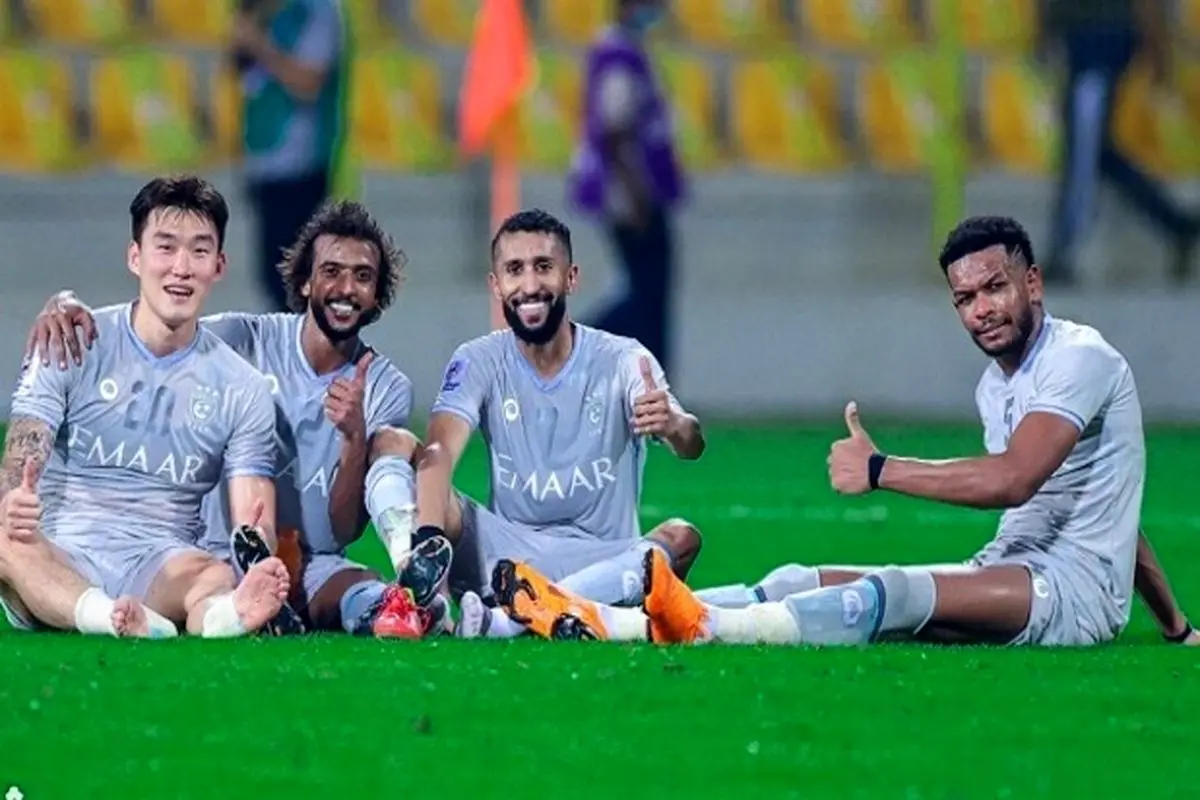 الهلال با خط حمله آتشین و دفاع آسیب پذیر مقابل پرسپولیس +عکس