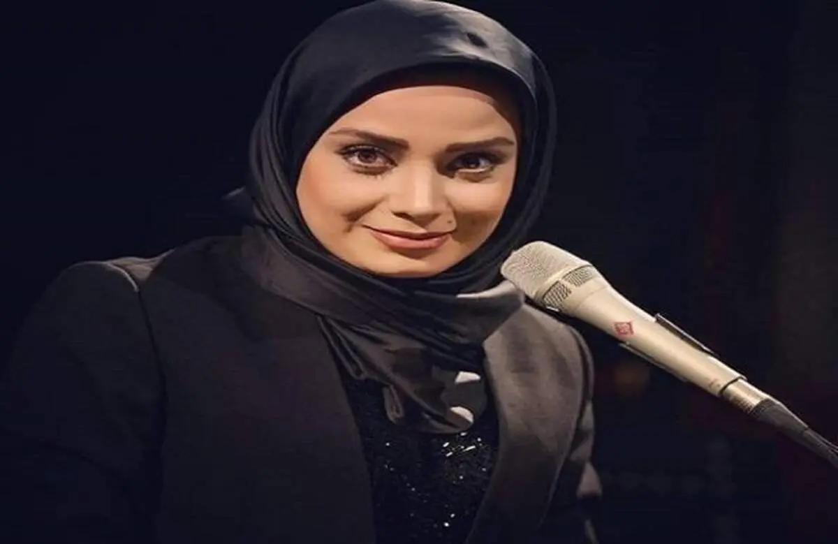 شوخی زشت مجری جنجالی با مانی رهنما/خانم مجری مانی رهنما را گاز گرفت! + فیلم
