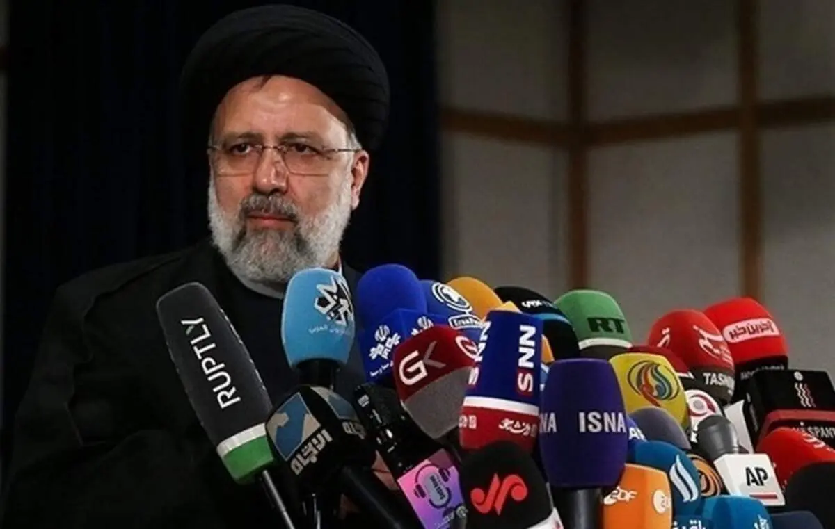 کنایه سنگین رئیسی به حسن روحانی