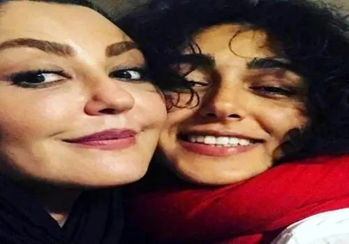 دیدار عاشقانه گلشیفته فراهانی و خواهرش شقایق در خارج از کشور