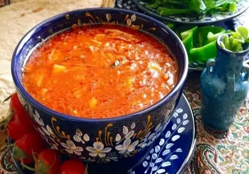 طرز تهیه اشکنه گوجه فرنگی