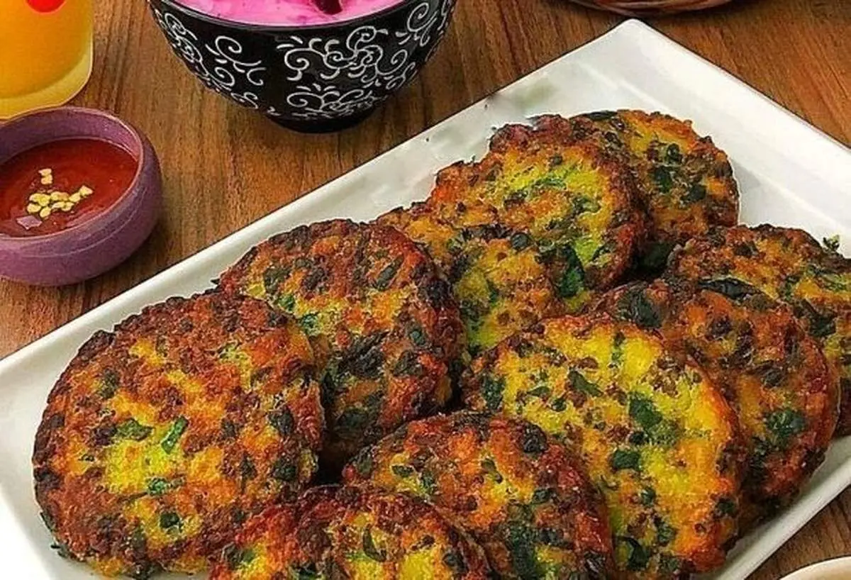 طرز تهیه کوکو ریواس متفاوت