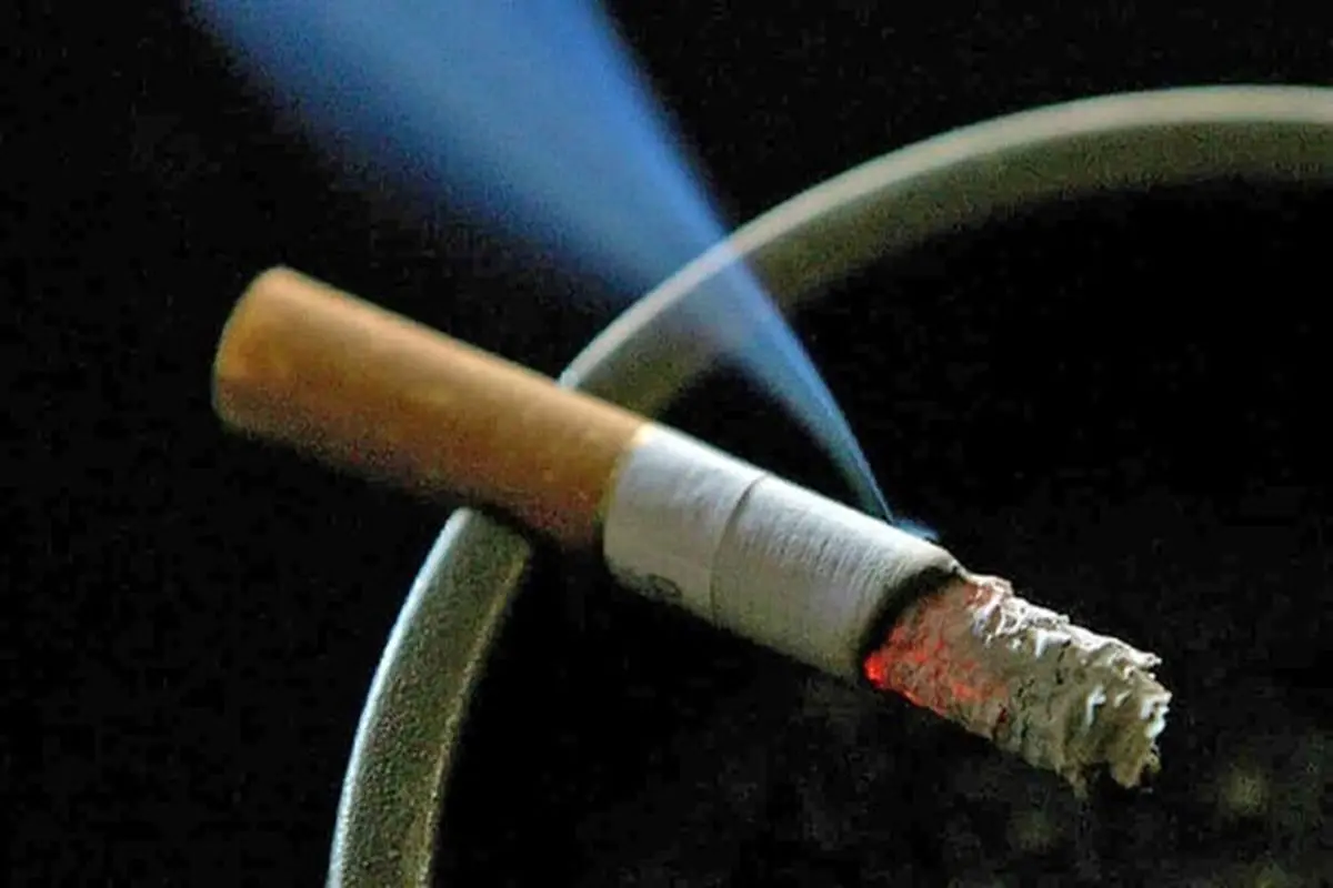 افراد سیگاری کمتر به کرونا مبتلا می‌شوند؟