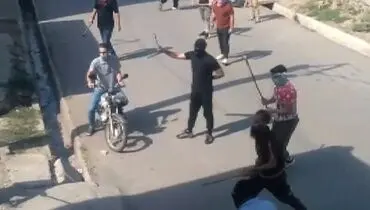لحظه حمله وحشیانه اراذل و اوباش به زنان بی‌دفاع در گلستان + فیلم