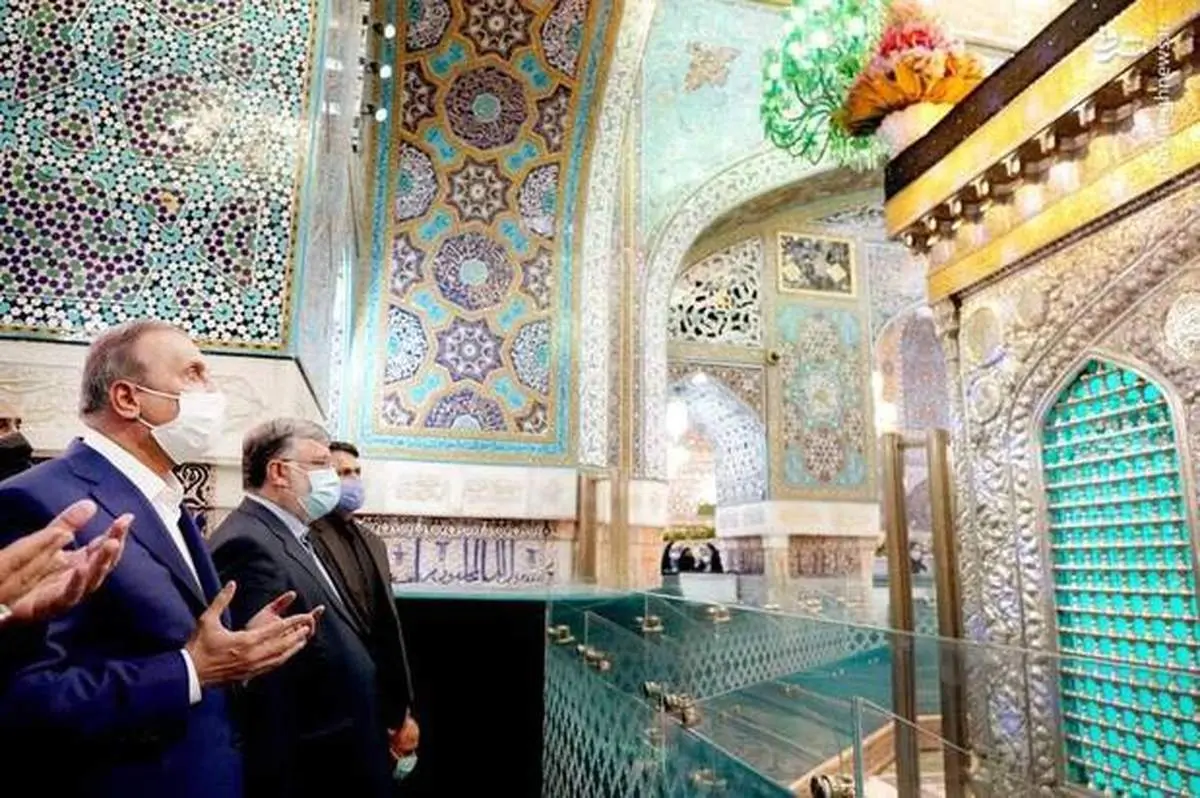 الکاظمی حرم مطهر امام رضا (ع) را زیارت کرد + تصاویر