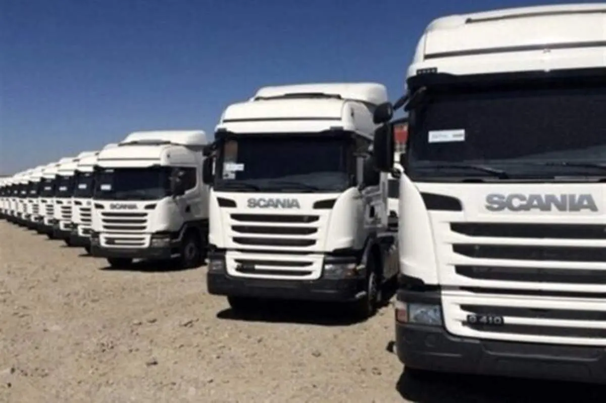 ماجرای ۶۰۰۰ دستگاه کامیون دپو شده در گمرک چیست؟