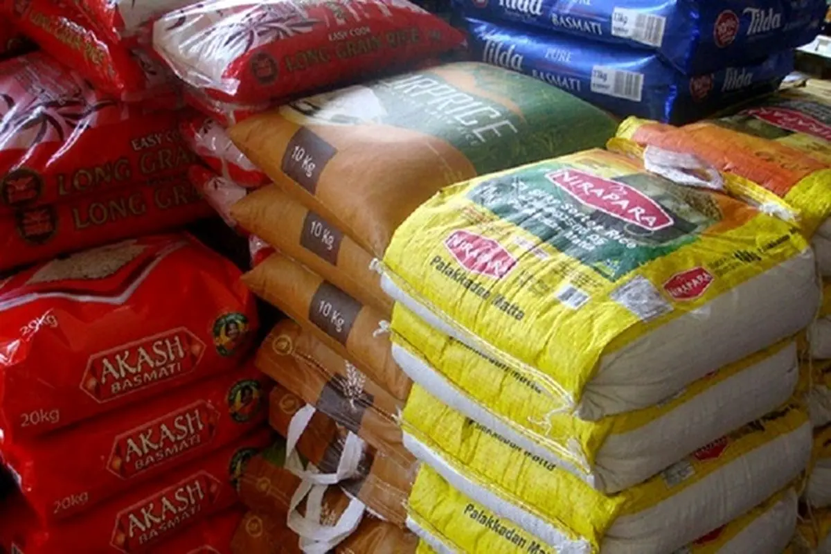 ذخایر کافی برنج خارجی برای عرضه به بازار/ هیچ کمبودی درخصوص تامین کالا‌های اساسی نیست