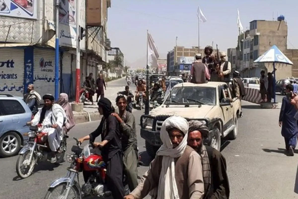 نیروهای انتحاری طالبان رژه رفتند! + فیلم