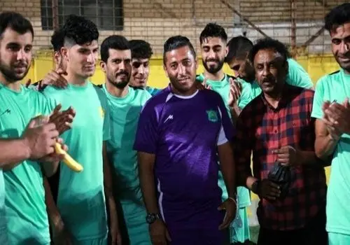 اتفاق غیرمنتظره در جشن ۸۰سالگی استقلال!
