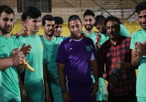 اتفاق غیرمنتظره در جشن ۸۰سالگی استقلال!