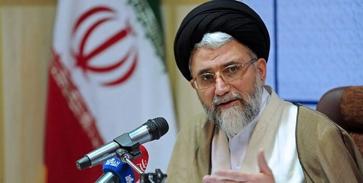 آیت الله حسن زاده آملی مروّج مکتب اهل بیت و منبع فیض دوستداران معارف و لطائف بود