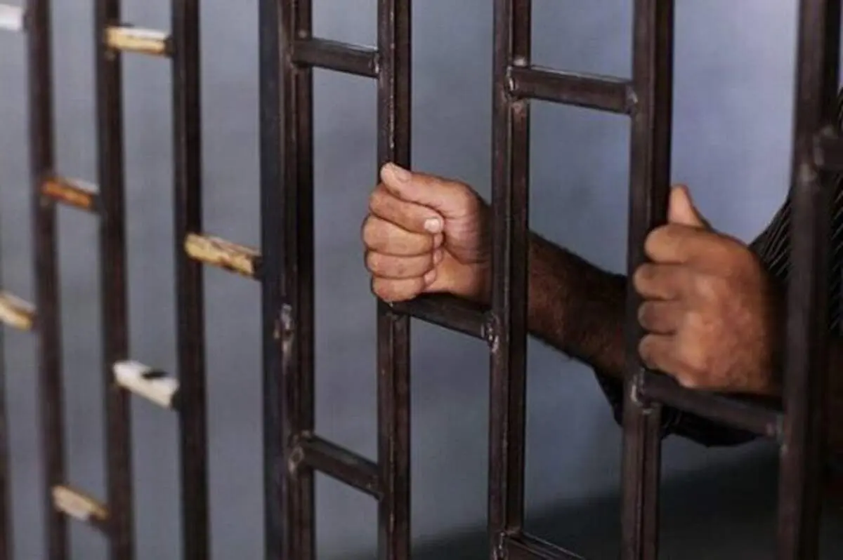 لحظه هولناک سرقت مسلحانه به صندوقداران فروشگاه در برزیل + فیلم