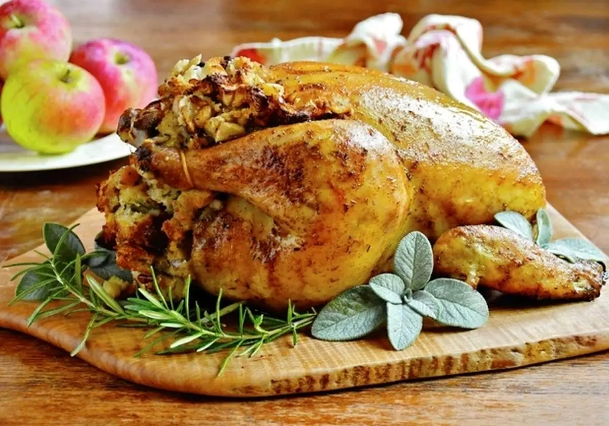 طرز تهیه مرغ شکم پر مازندرانی