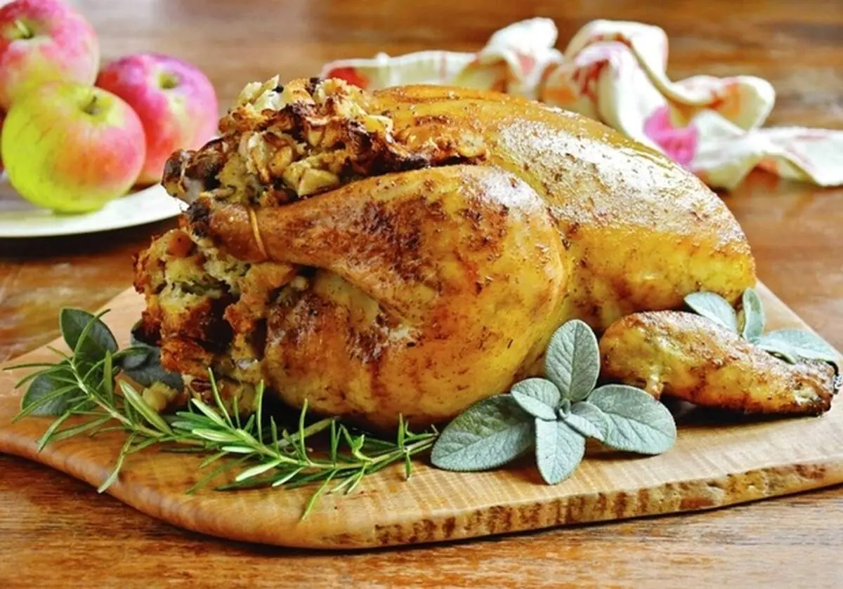 طرز تهیه مرغ شکم پر مازندرانی