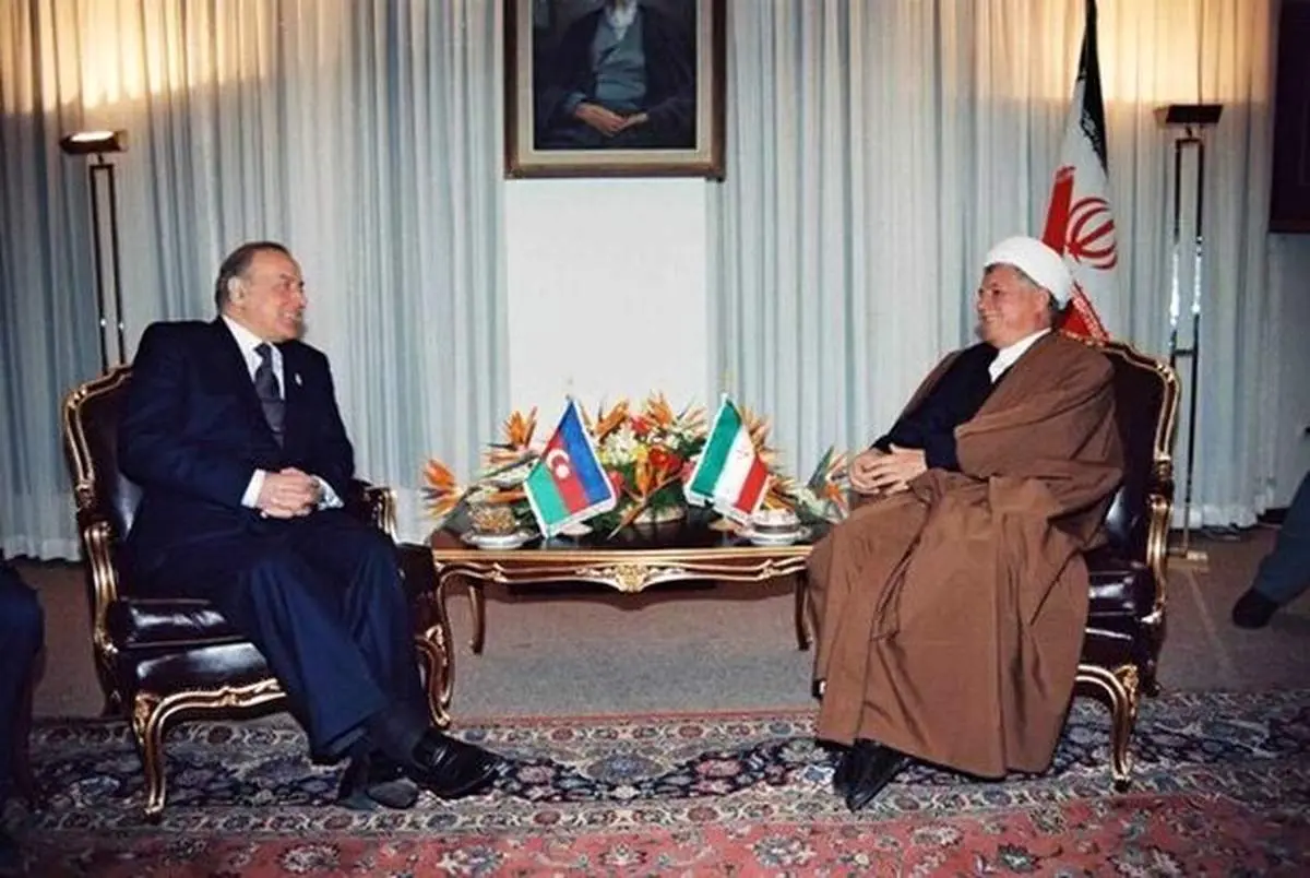 پیشنهاد الحاق جمهوری آذربایجان به ایران و پاسخ هاشمی