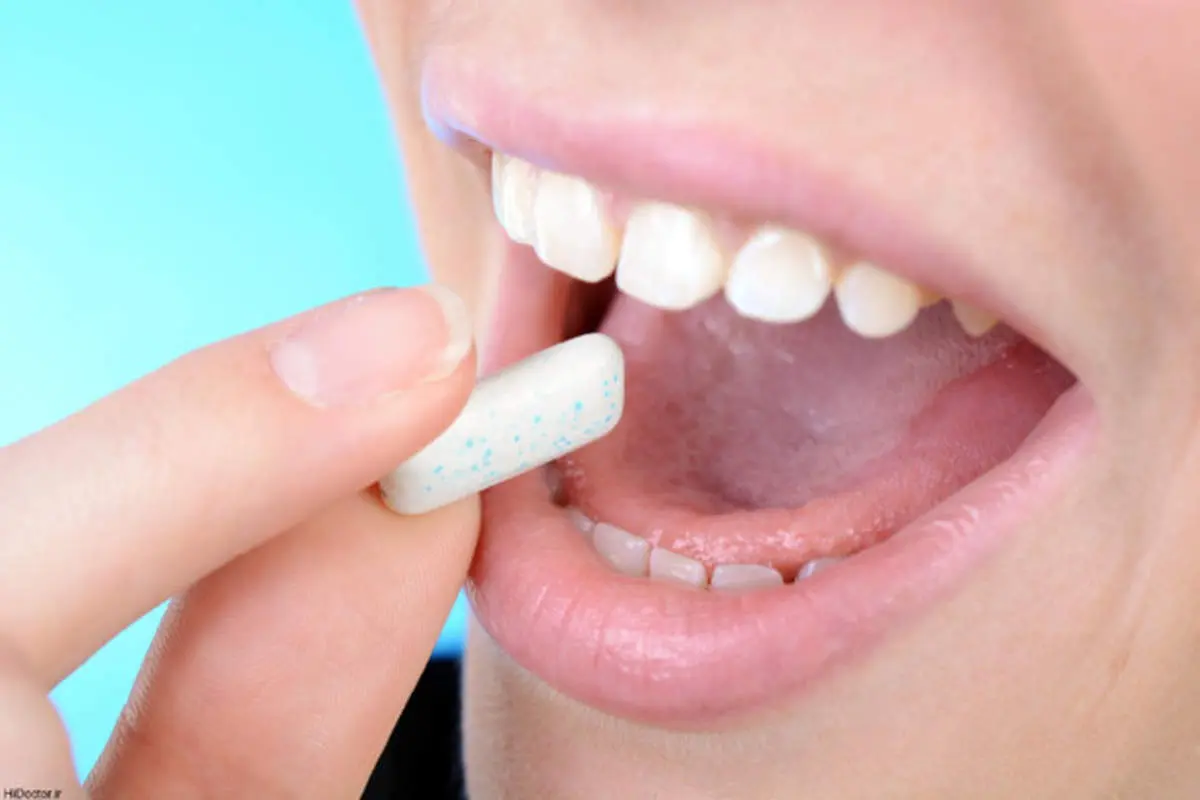 جویدن آدامس ممنوع! + علت