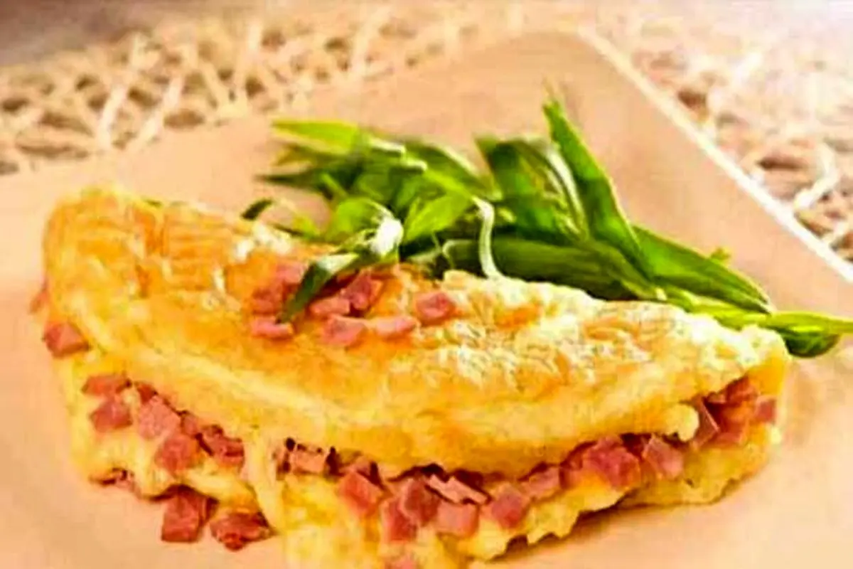 طرز تهیه پیراشکی ژامبون و پنیر خوشمزه و پرطرفدار + فیلم