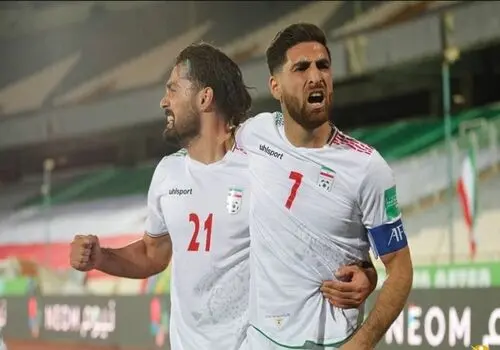 چشمان اشکبار جهانبخش و دلداری سردار به او سوژه شد!+ فیلم