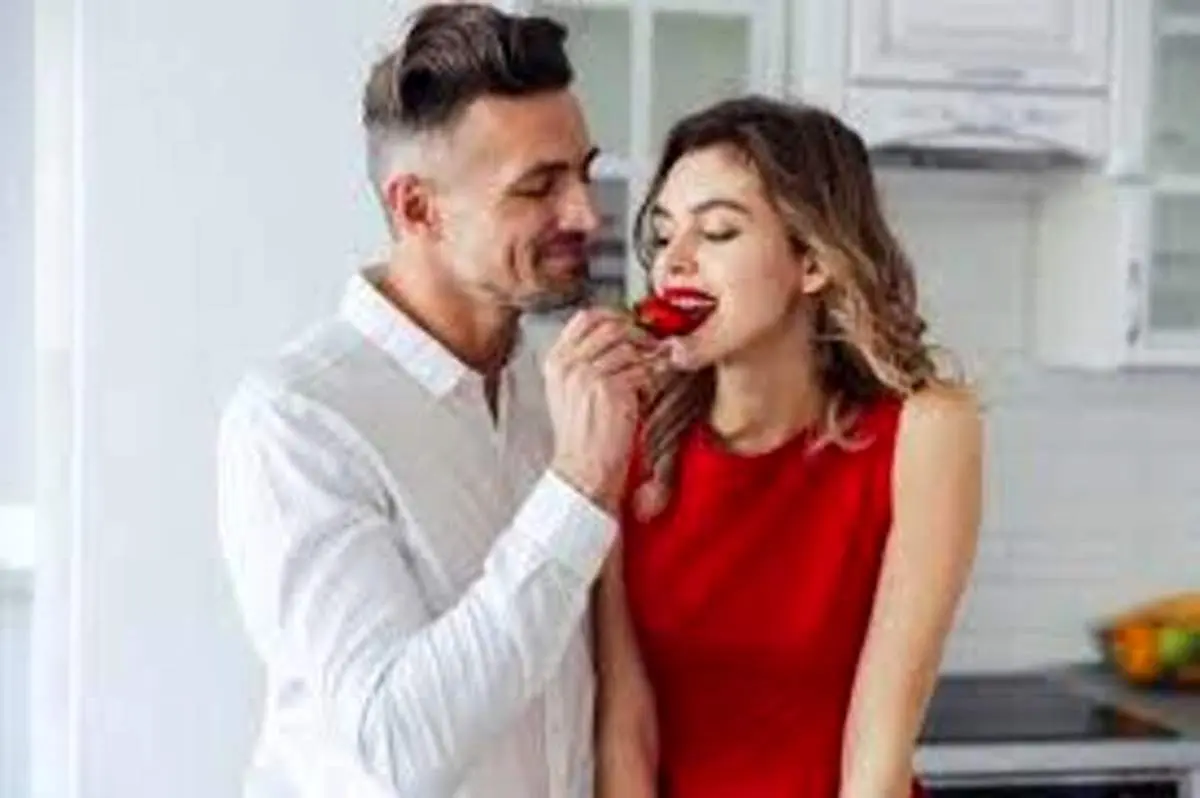 تاثیر تعداد دفعات معاشقه بر زنان/ چه زمانی میل جنسی همسرم زیاد می شود؟