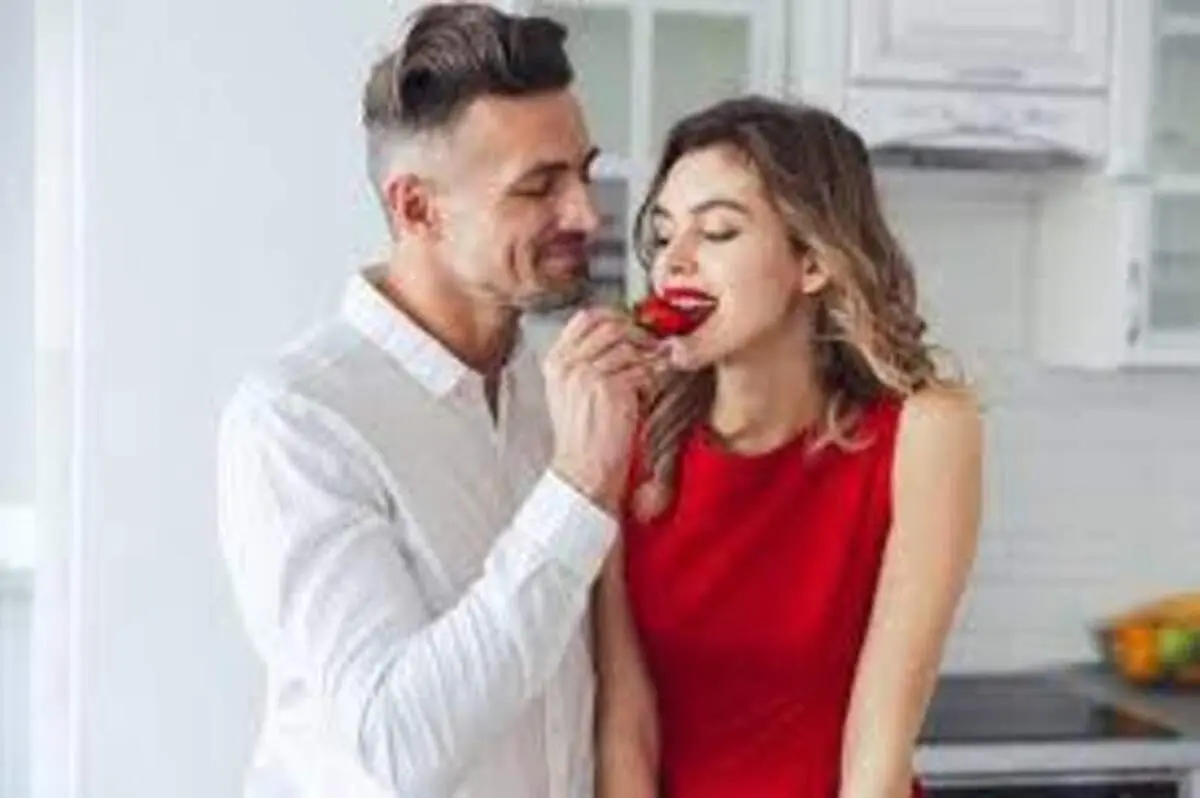 تاثیر تعداد دفعات معاشقه بر زنان/ چه زمانی میل جنسی همسرم زیاد می شود؟