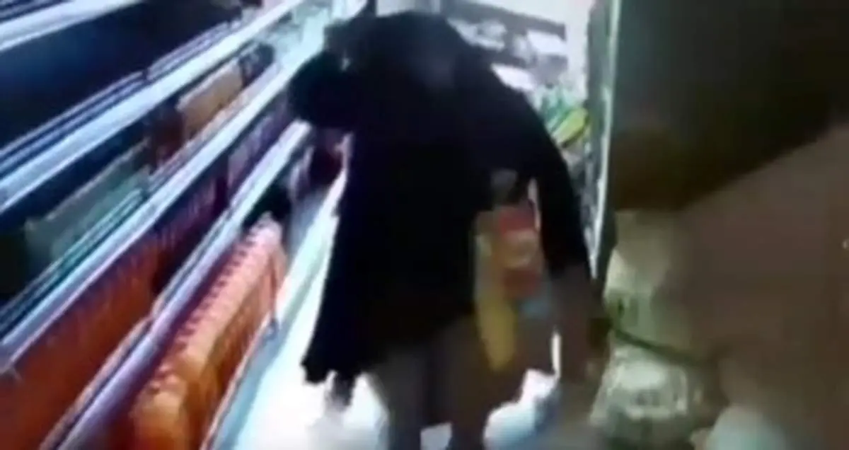 عجیب اما واقعی/ سرقت ۳ گونی برنج‌ توسط یک زن در شهریار+ فیلم