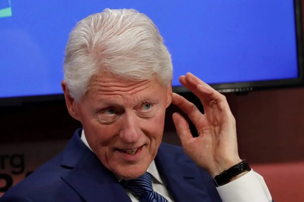 بیل کلینتون به دلیل عفونت خون بستری شد