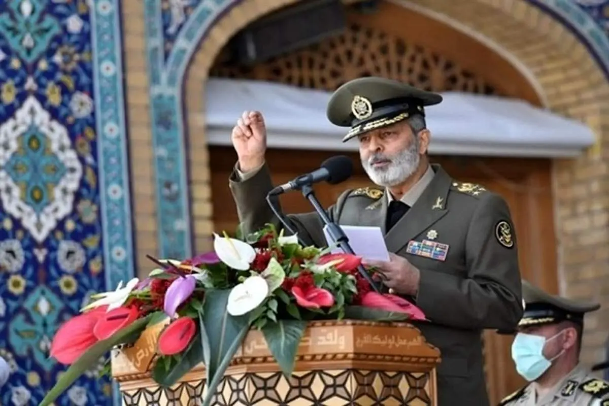 هشدار فرمانده‌کل ارتش نسبت به راهبرد دشمنان برای ایجاد یأس در جامعه‌