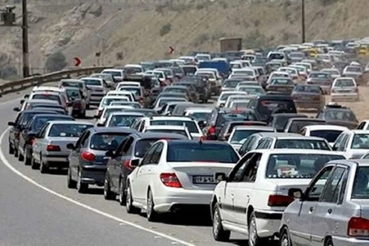 ترافیک سنگین در جاد‌ه های شمالی کشور/ بازگشت خود را به روزهای آخر موکول نکنید