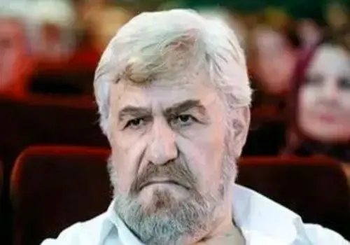 صحبت‌های قابل‌تأمل عنایت بخشی: «هنوز مستاجرم»/ویدیو 