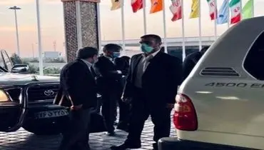 جزئیات دیپورت احمدی‌نژاد از امارات/ پلیس به او و تیم همراه تذکر داد