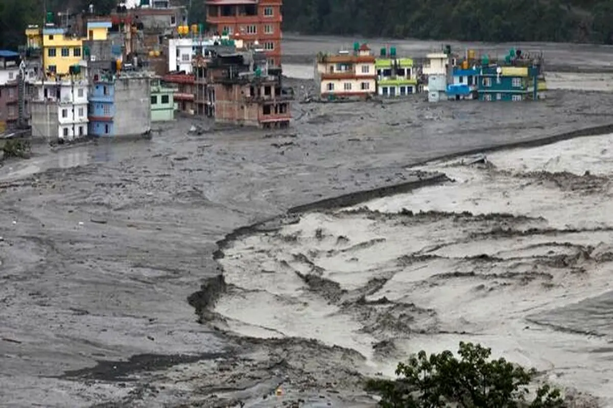 سیل و رانش زمین در نپال دستکم ۴۳ کشته برجا گذاشت